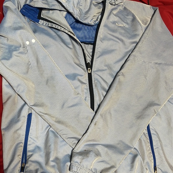 Nike Performance Sweater - Picture 3 of 5